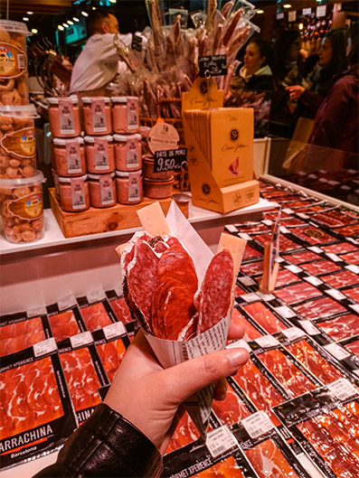 visiter barcelone : tapas à la boqueria
